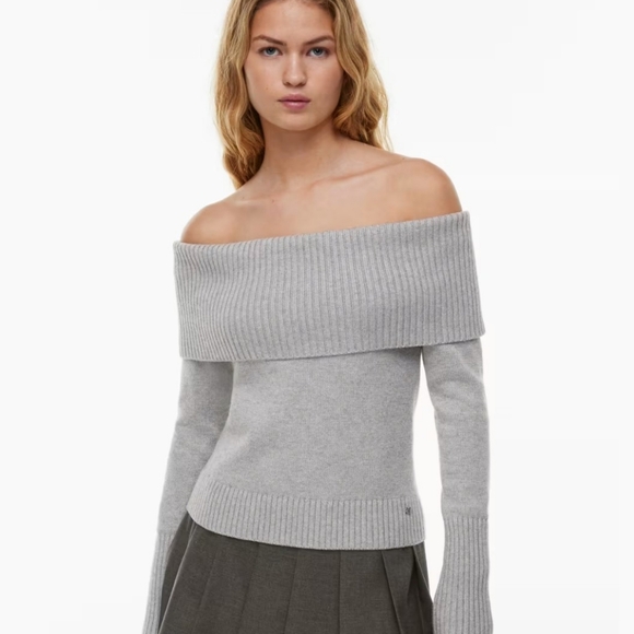 ARITZIA Wilfred sweater. - Picture 3 of 3